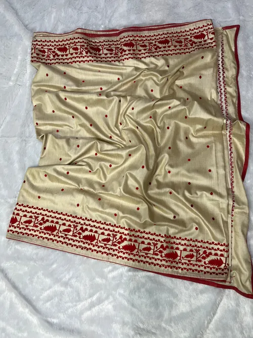 Pure Tussar Munga Silk Saree with Natural Texture & Elegant Lustre